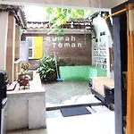 Rumah Teman Hostel